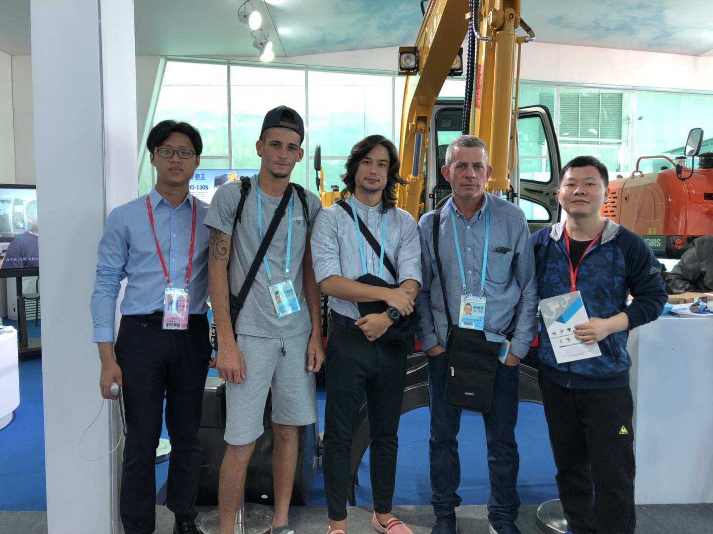 China JingGong hydraulic machine manufacturer attends the 123th Canton Fair in 2018