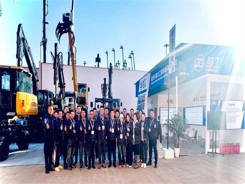 Appel de rideau de l'exposition Bauma CHINA 2024, style d'exposition de machines JINGGONG, fin parfaite